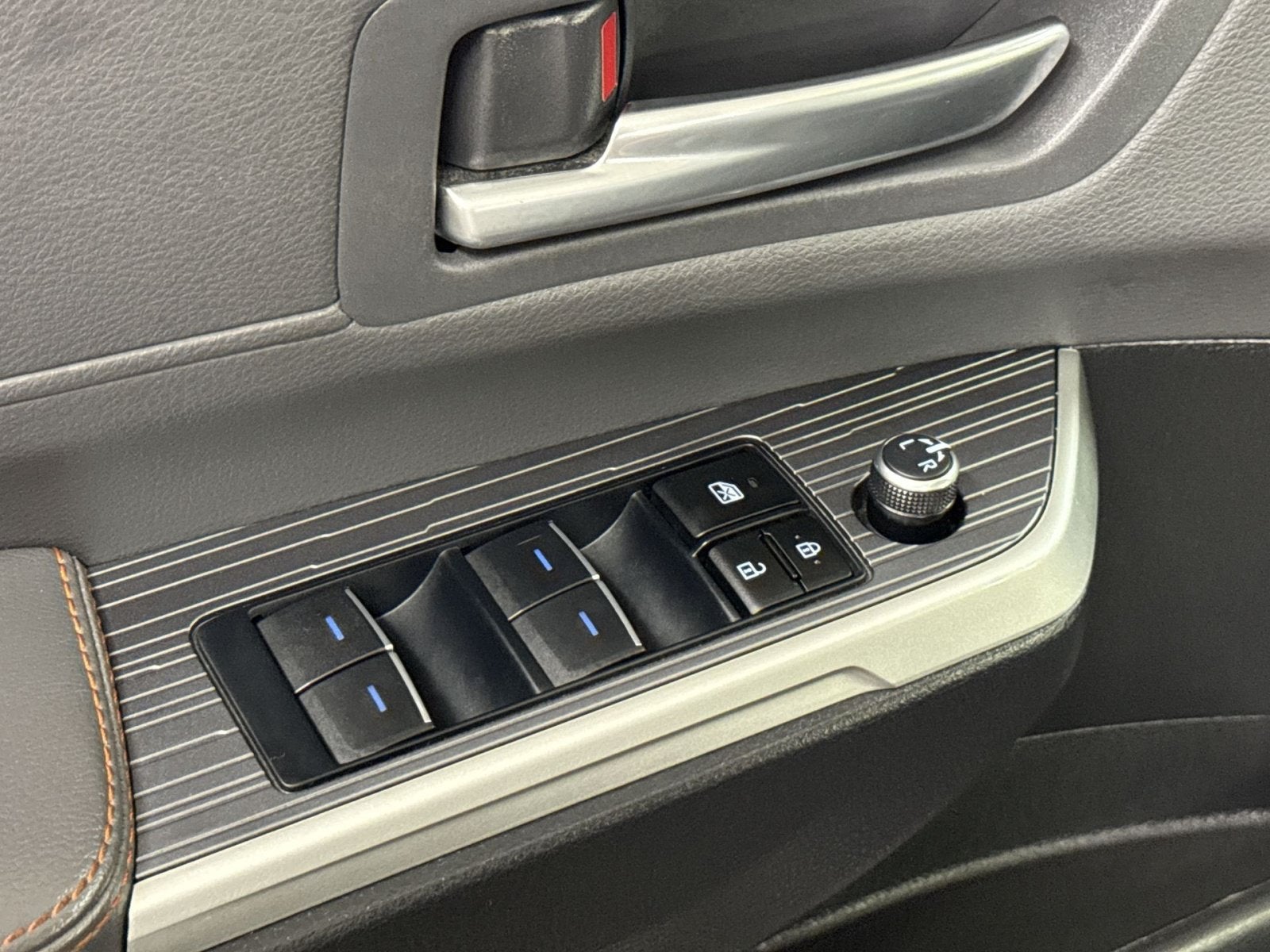 2024 Toyota Sienna XSE