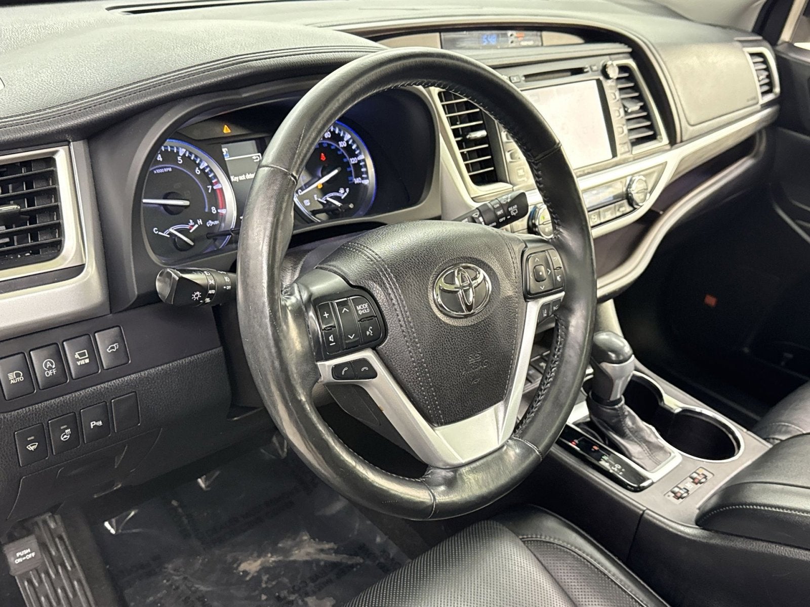 2018 Toyota Highlander Limited Platinum