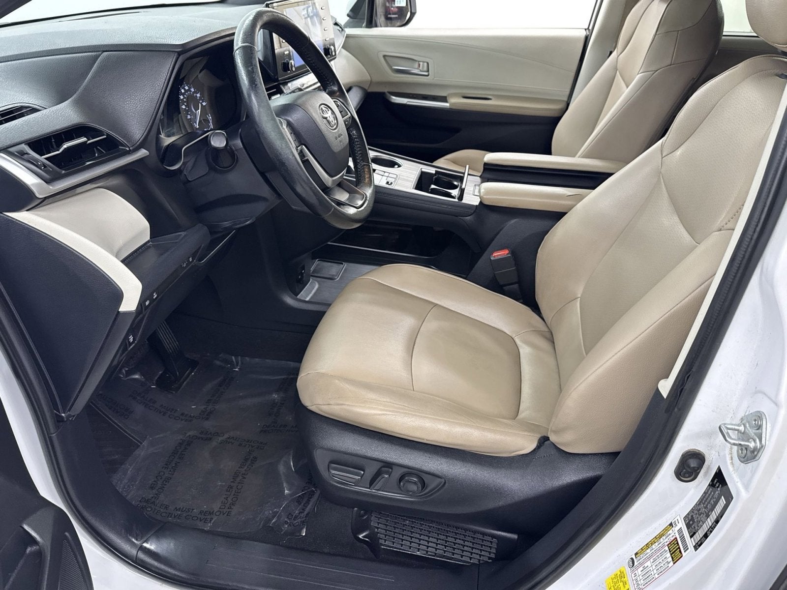 2022 Toyota Sienna XLE