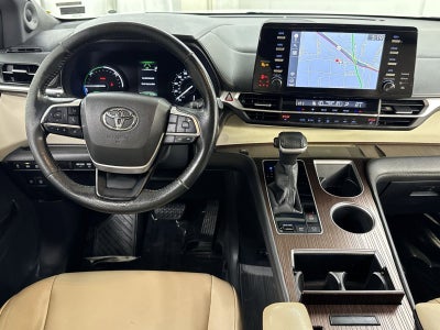 2022 Toyota Sienna XLE