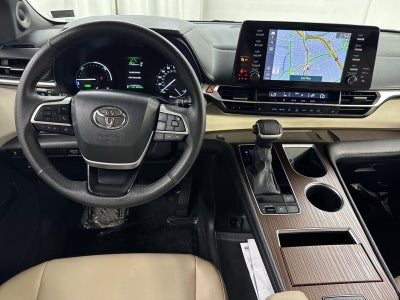 2023 Toyota Sienna XLE