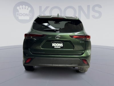 2025 Toyota Highlander Hybrid XLE