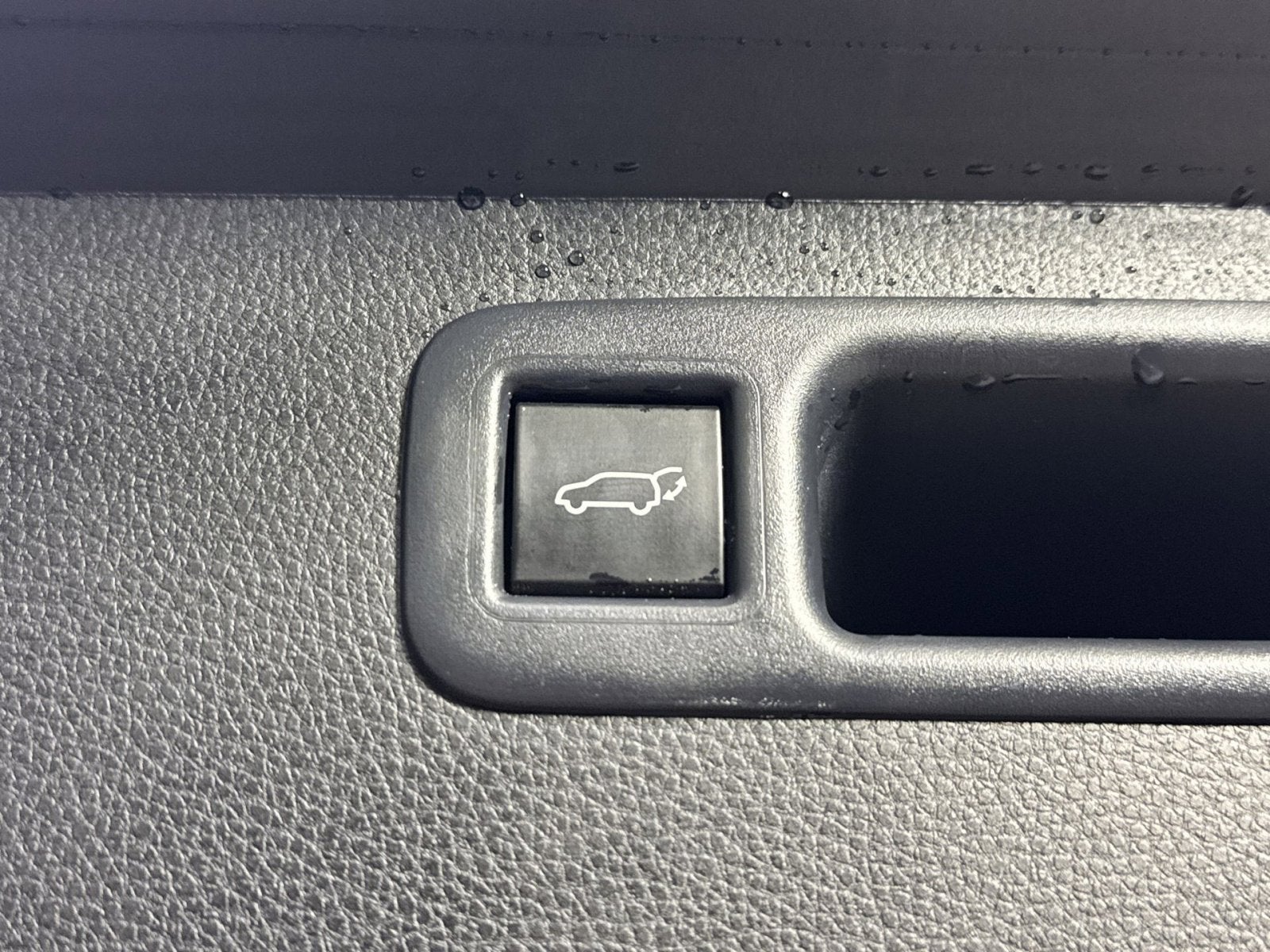 2025 Toyota Highlander Hybrid XLE