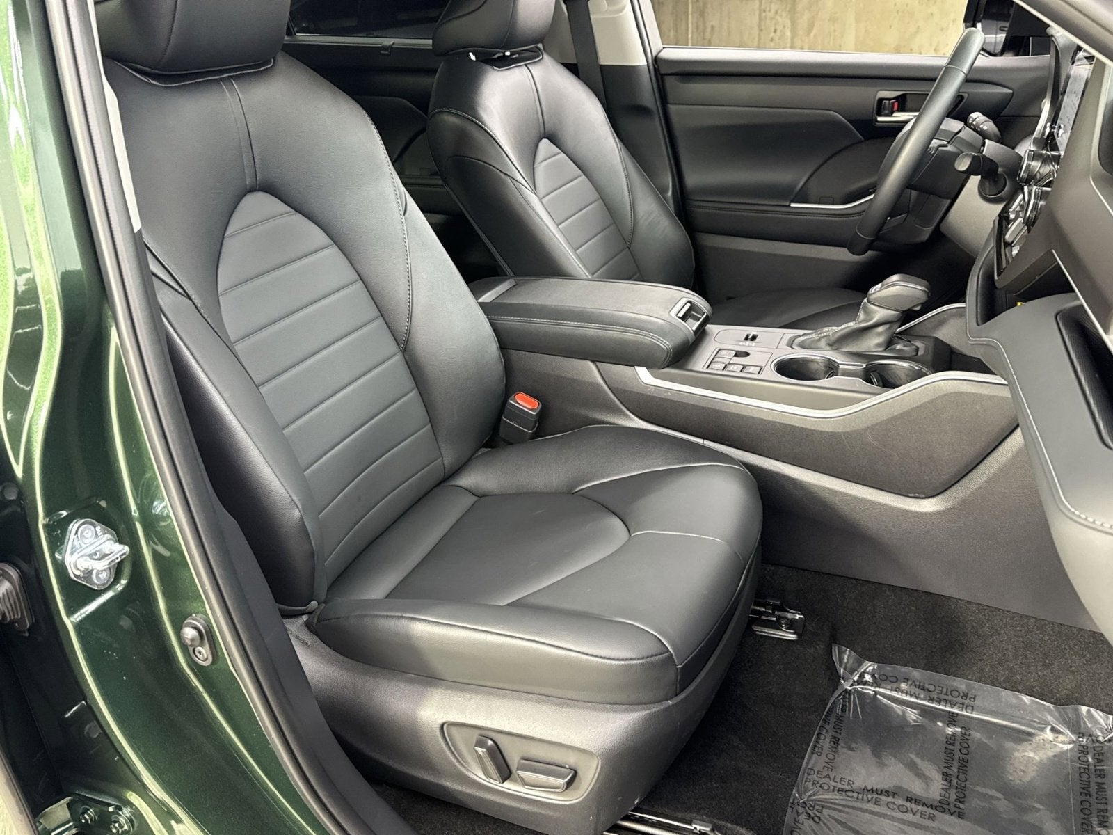 2025 Toyota Highlander Hybrid XLE