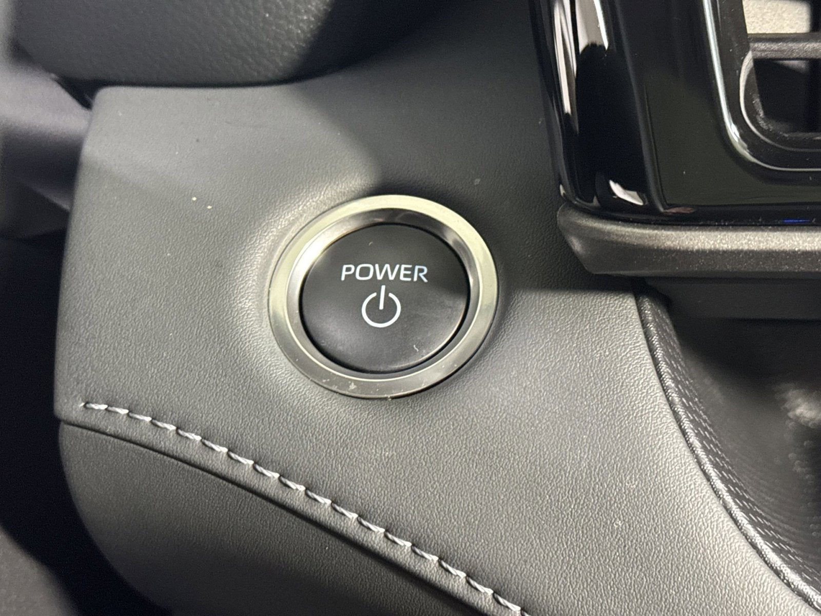 2025 Toyota Highlander Hybrid XLE