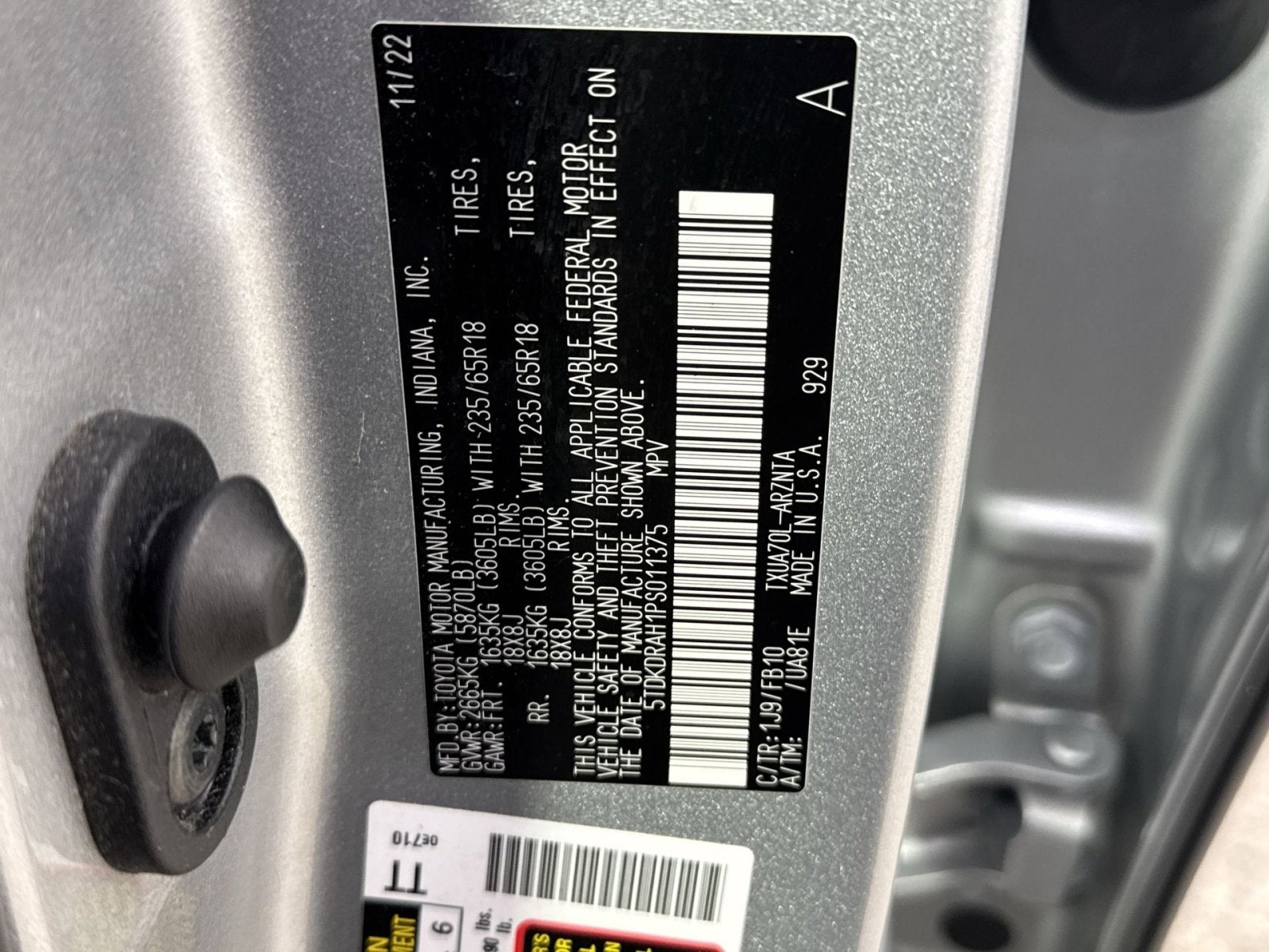 2023 Toyota Highlander LE