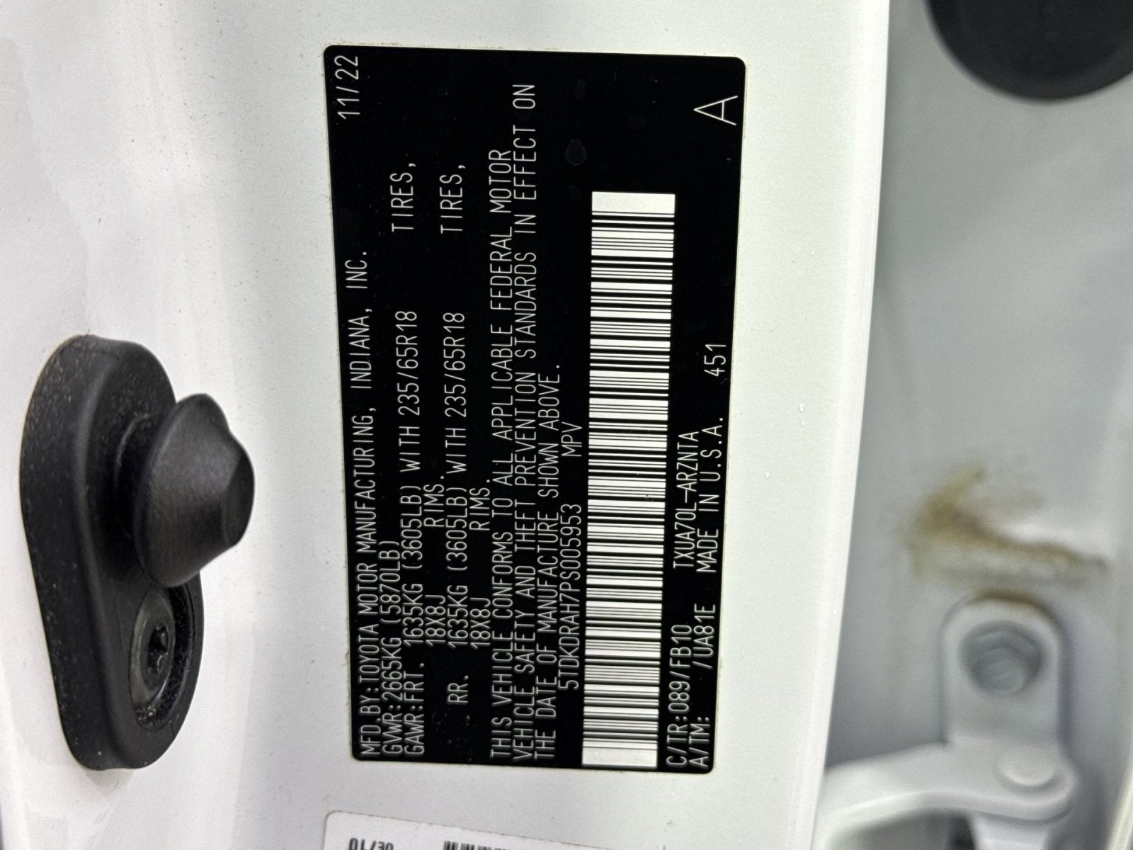 2023 Toyota Highlander LE