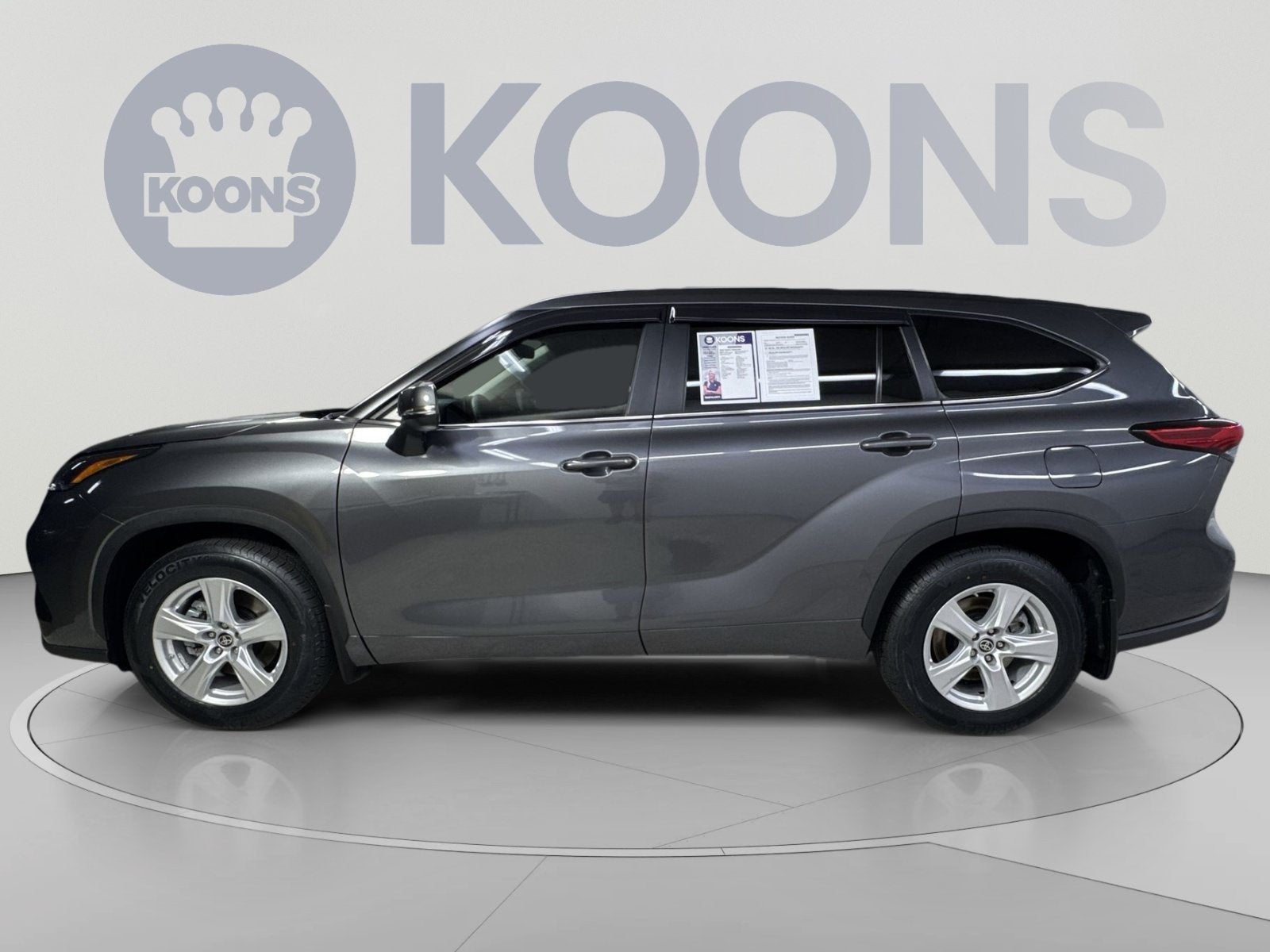 2023 Toyota Highlander LE