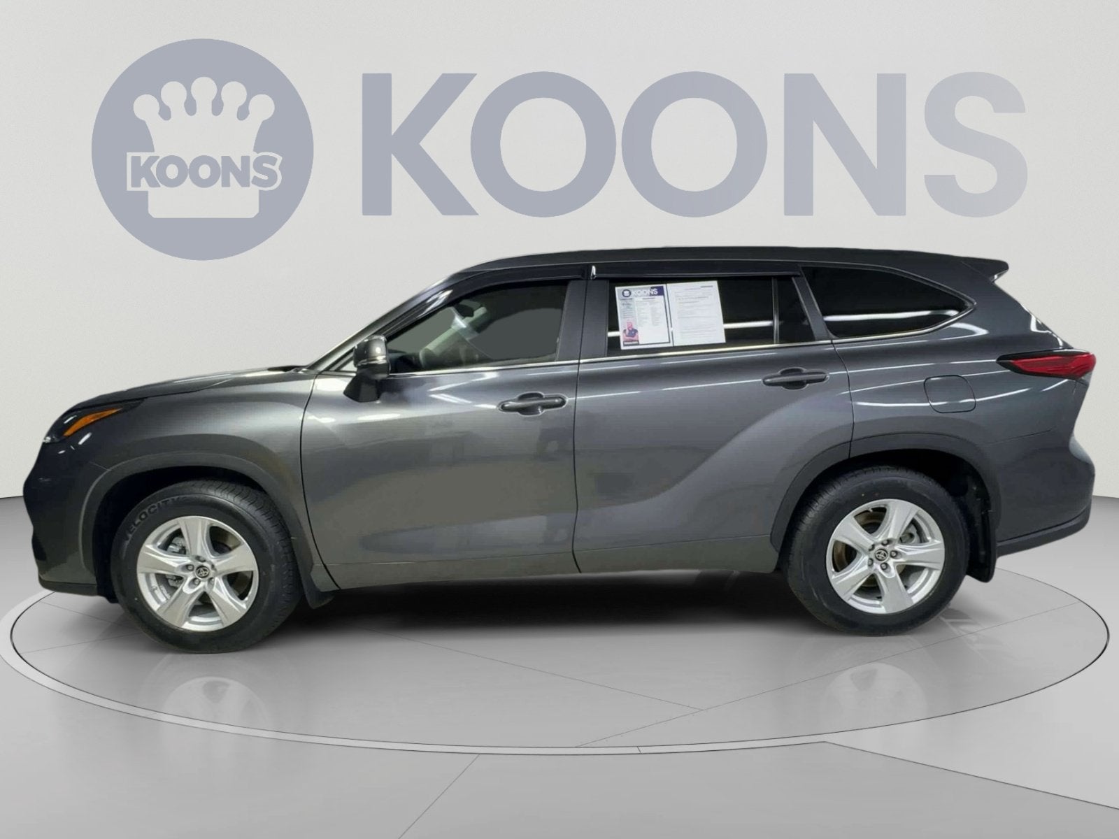 2023 Toyota Highlander LE