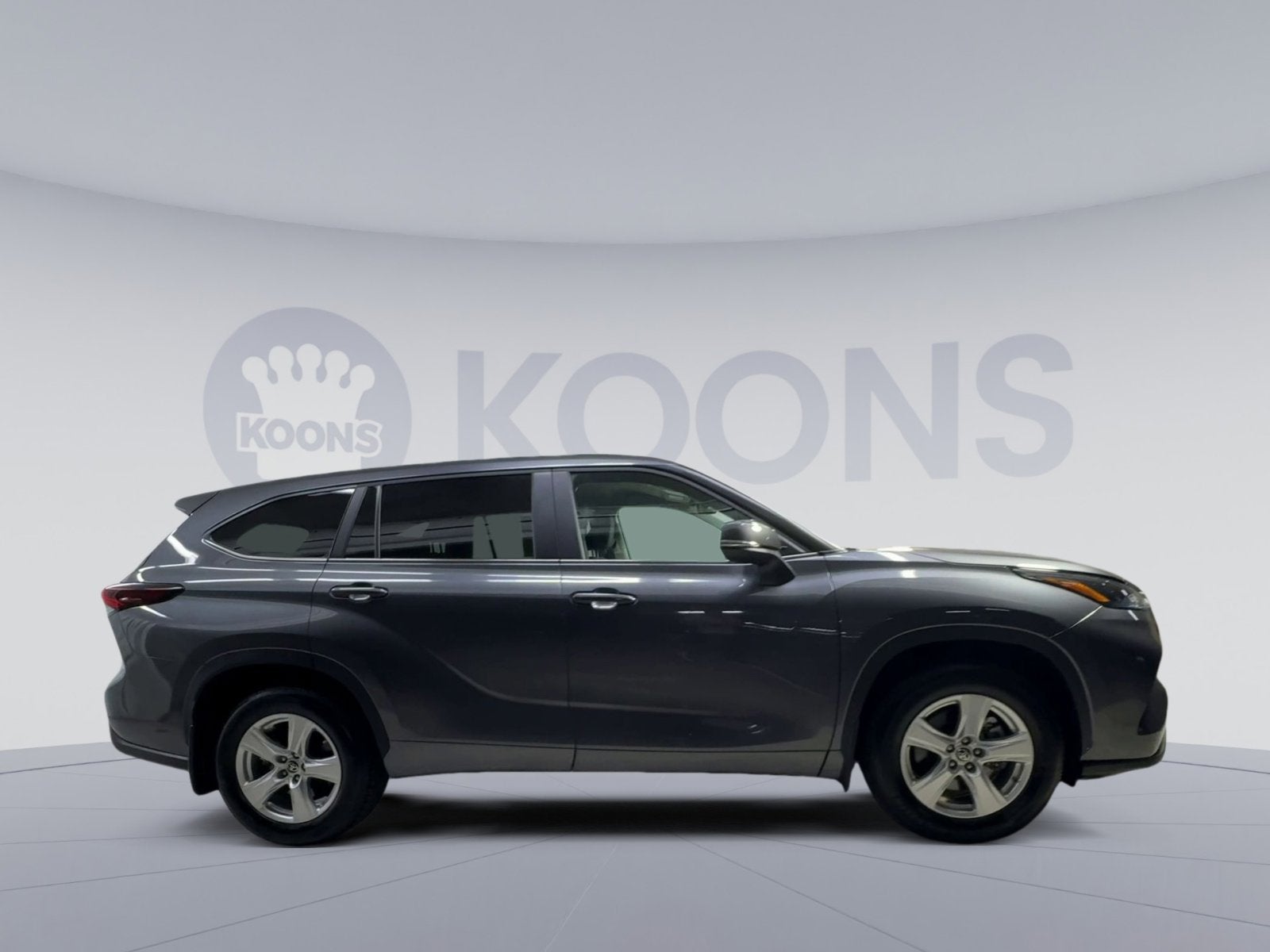 2025 Toyota Highlander LE