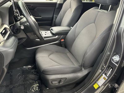 2025 Toyota Highlander LE