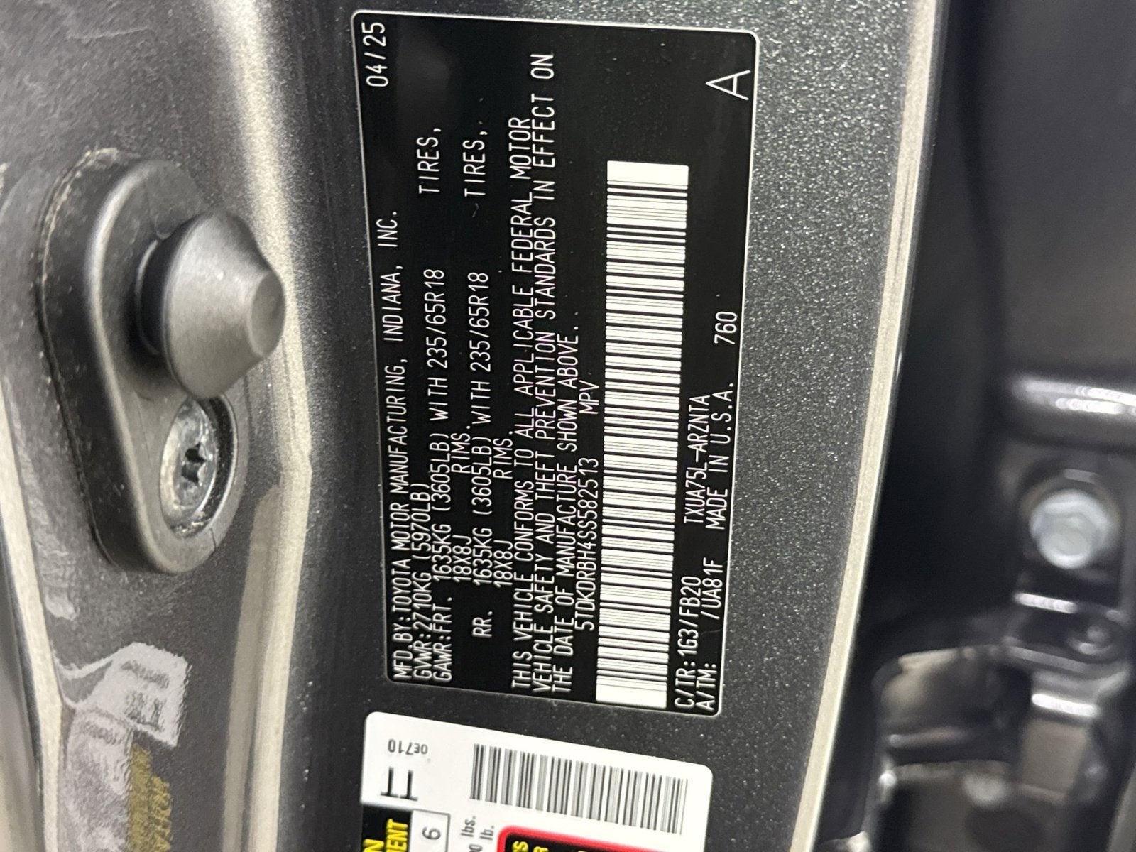 2025 Toyota Highlander LE