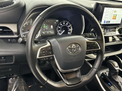 2025 Toyota Highlander XLE