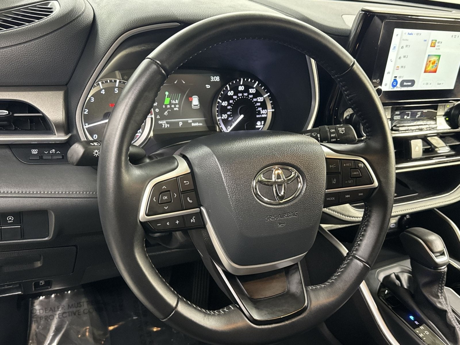 2025 Toyota Highlander XLE