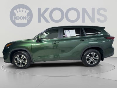 2025 Toyota Highlander XLE