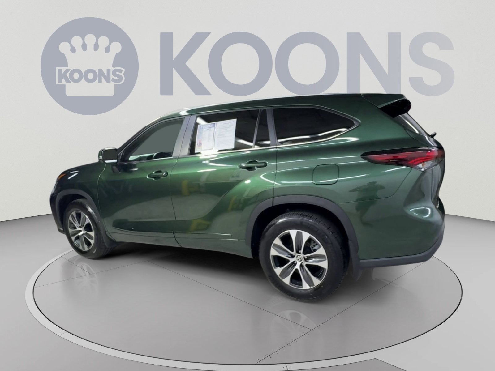 2025 Toyota Highlander XLE