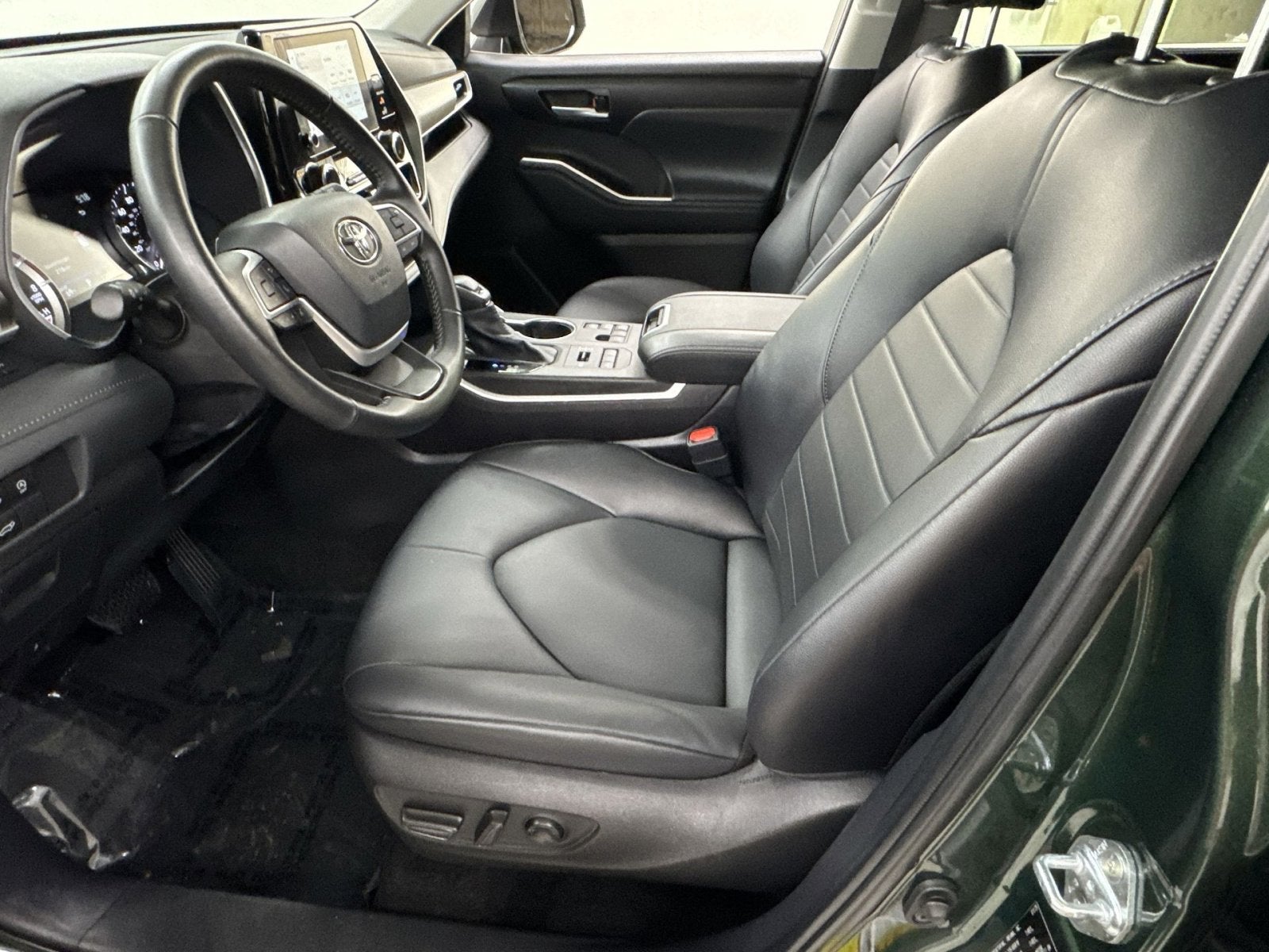 2025 Toyota Highlander XLE