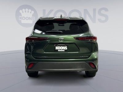2025 Toyota Highlander XLE