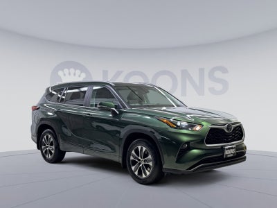 2025 Toyota Highlander XLE