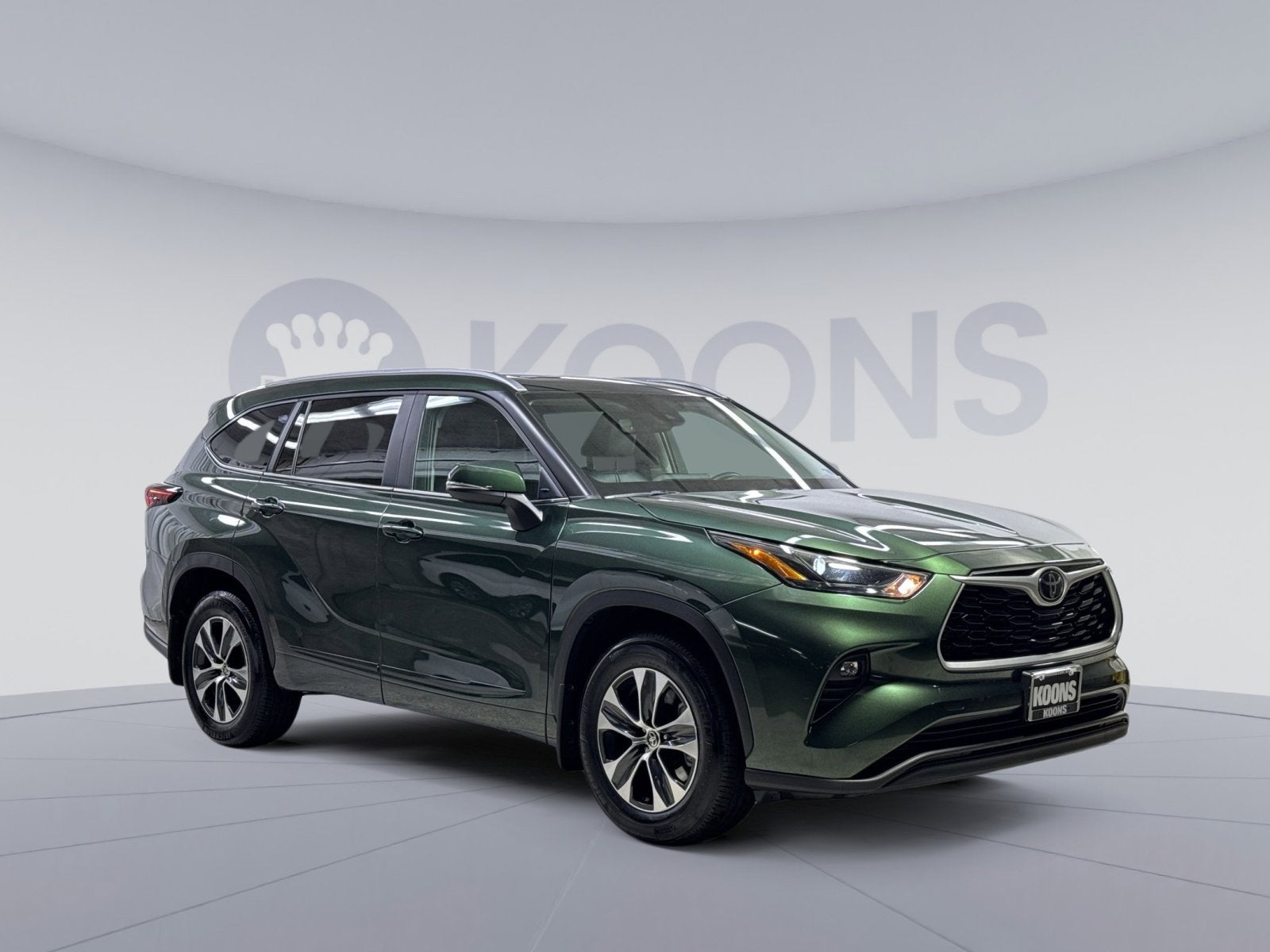 2025 Toyota Highlander XLE