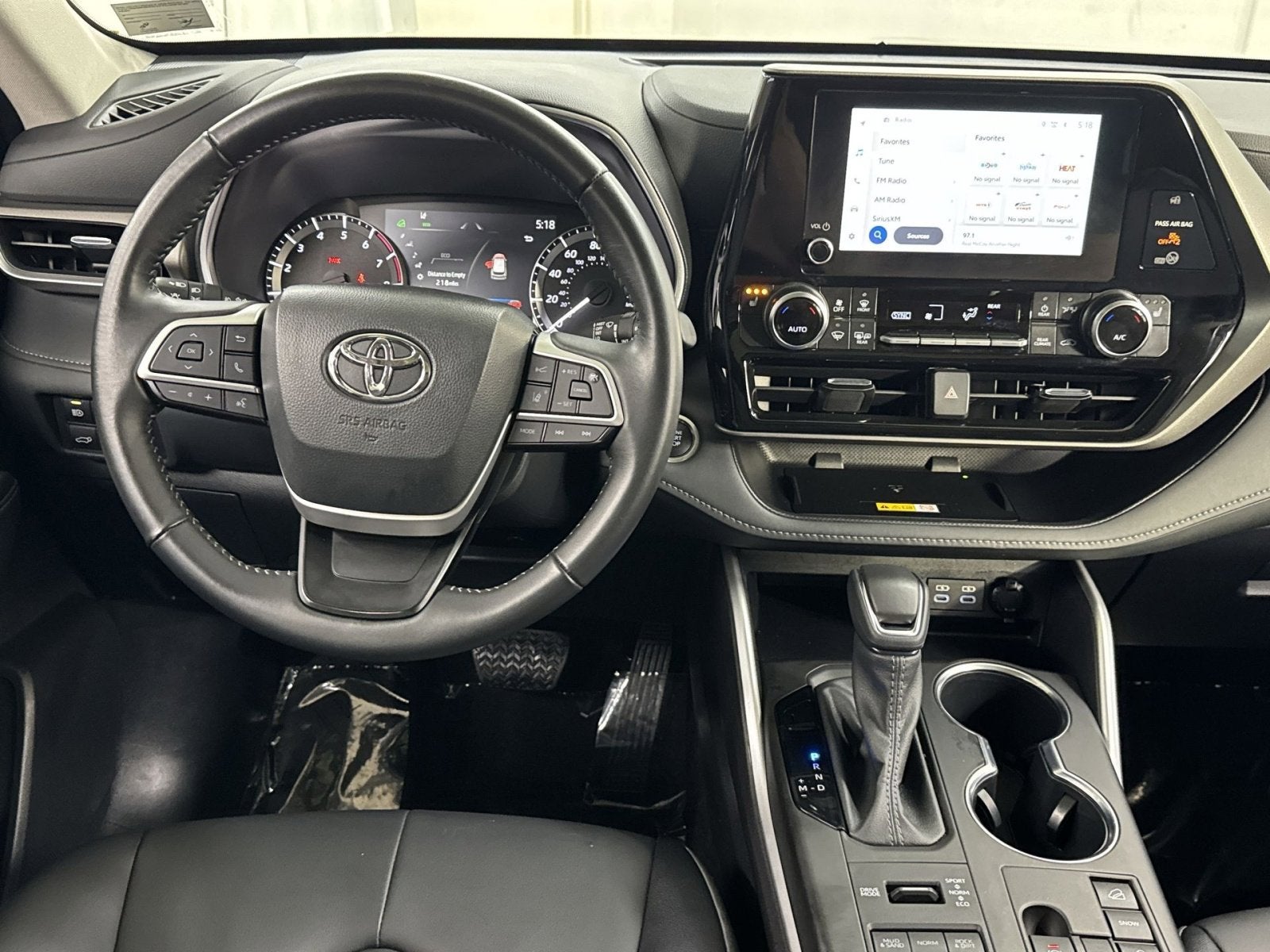 2025 Toyota Highlander XLE