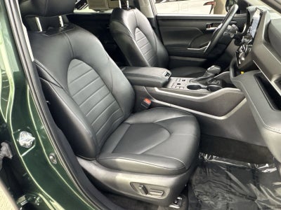 2025 Toyota Highlander XLE