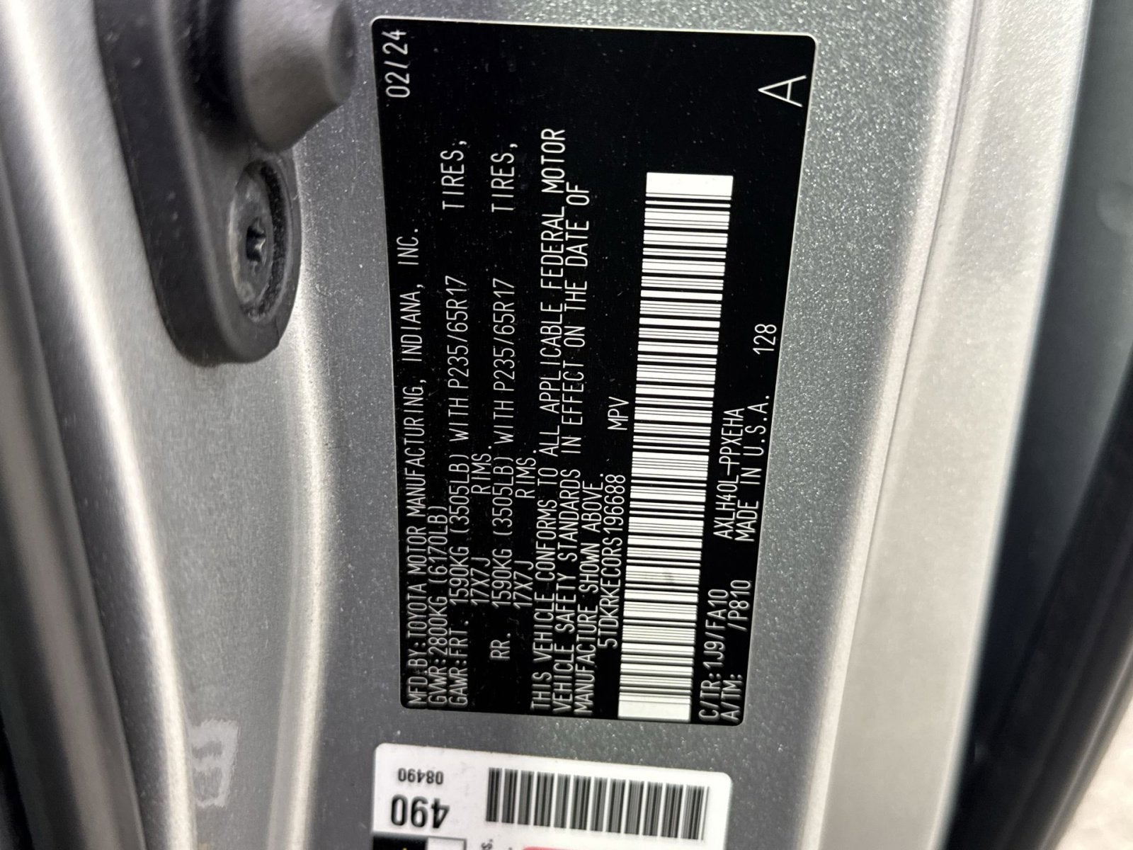 2024 Toyota Sienna LE