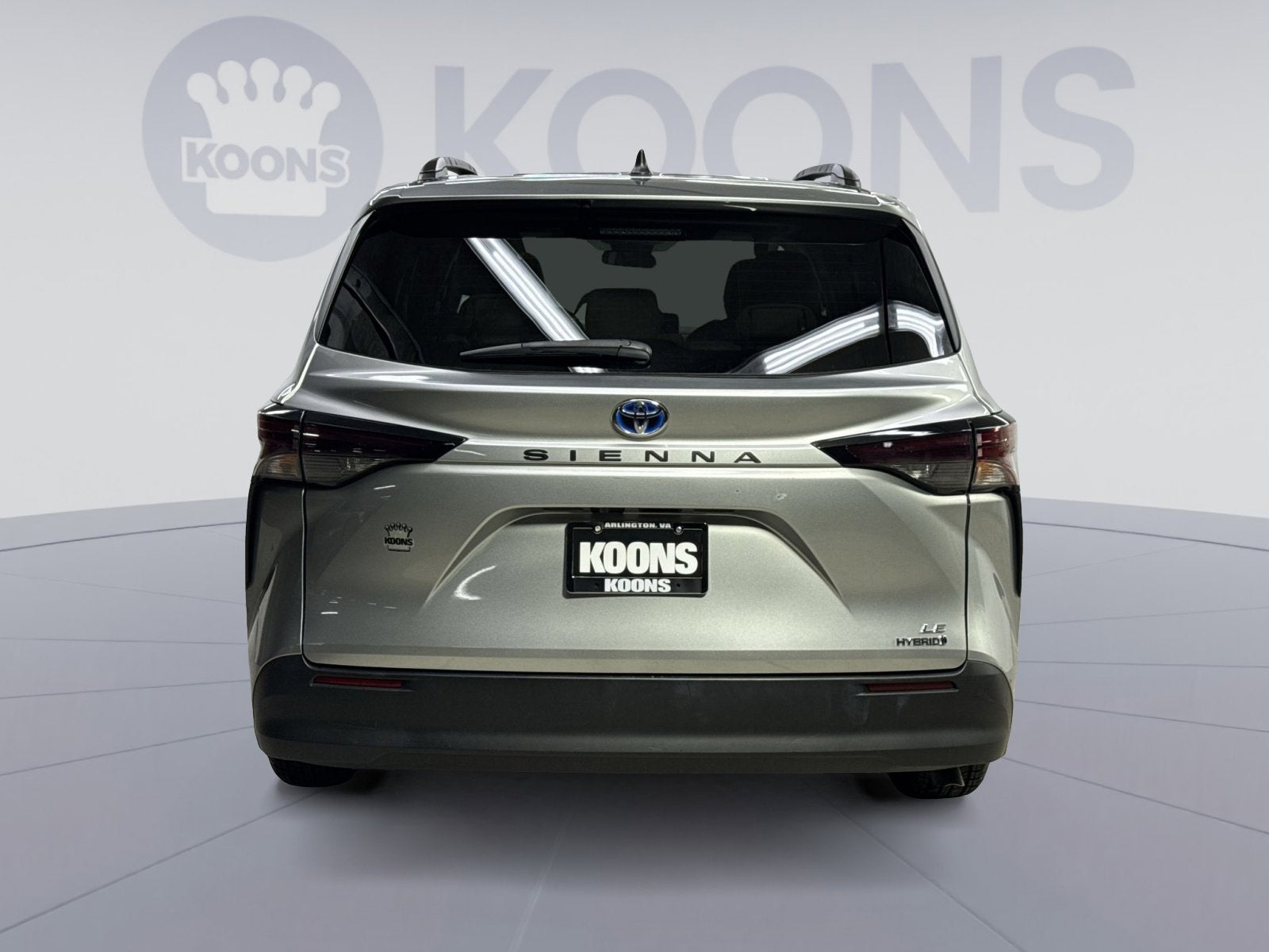 2023 Toyota Sienna LE