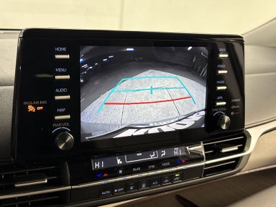 2023 Toyota Sienna LE