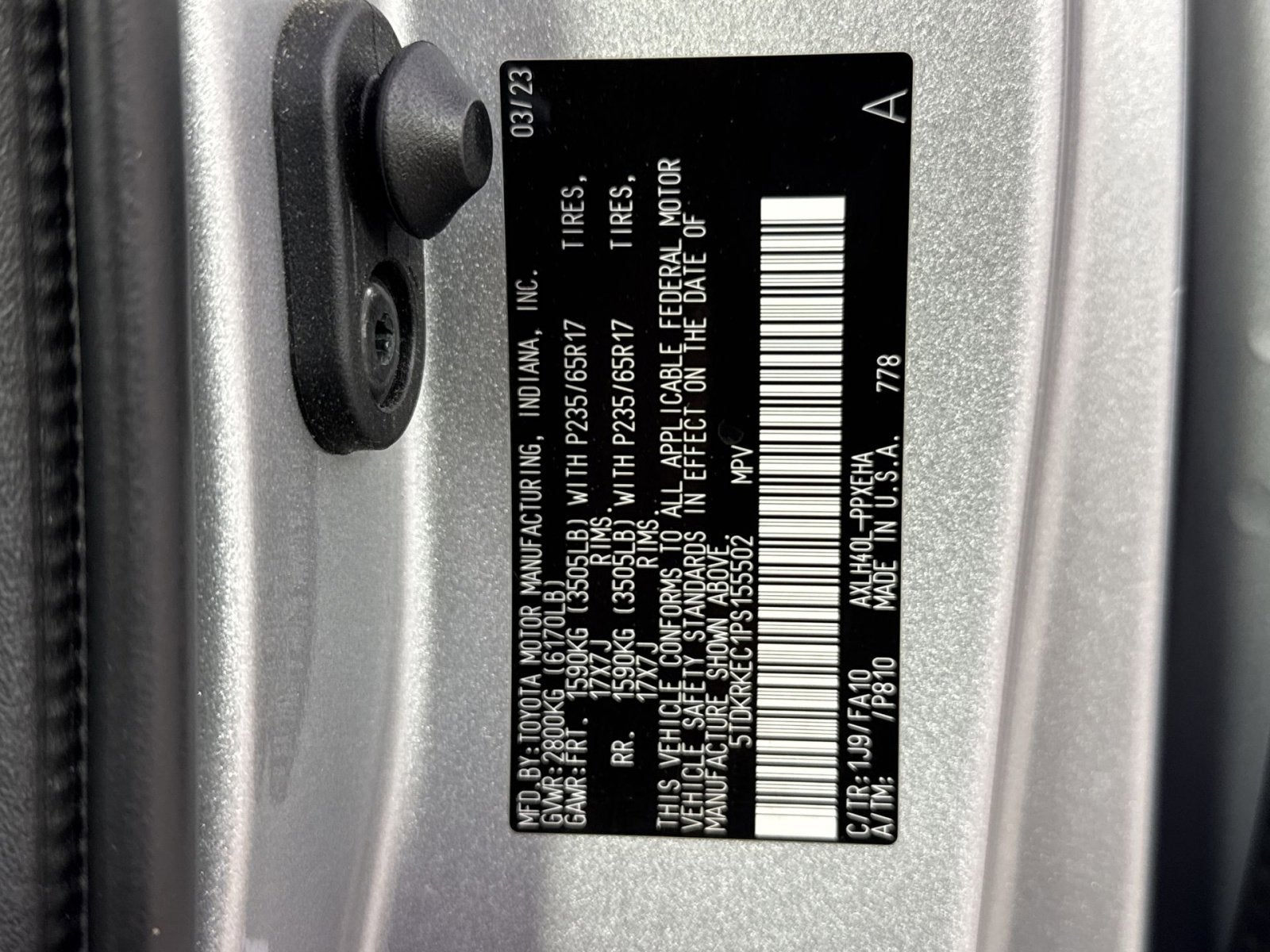 2023 Toyota Sienna LE