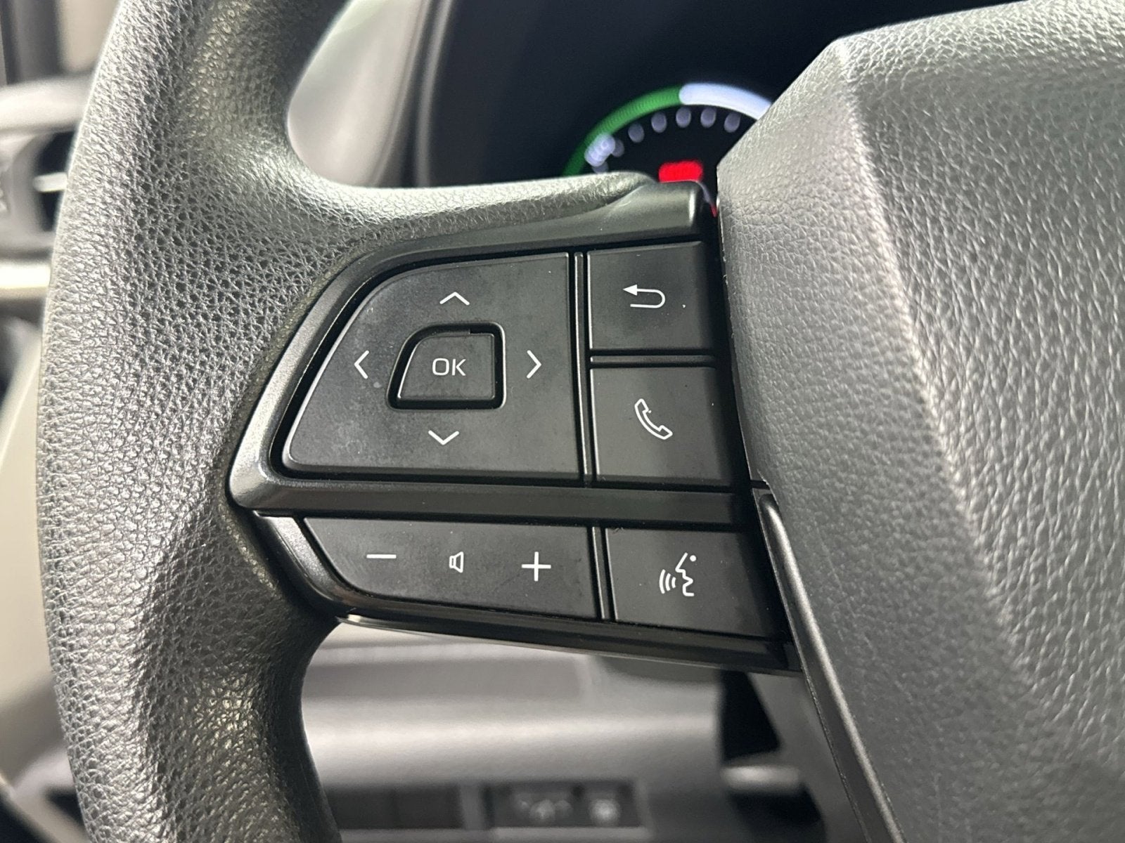 2023 Toyota Sienna LE