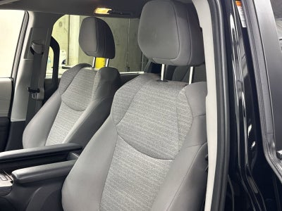 2023 Toyota Sienna LE