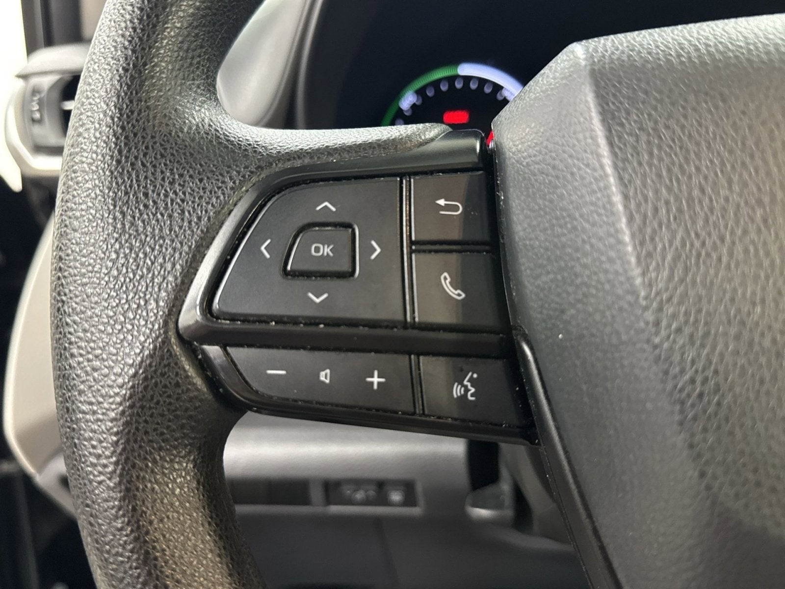 2023 Toyota Sienna LE