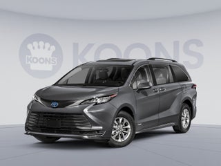2024 Toyota Sienna LE