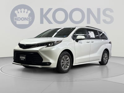 2026 Toyota Sienna XLE