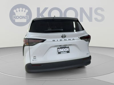 2026 Toyota Sienna XLE