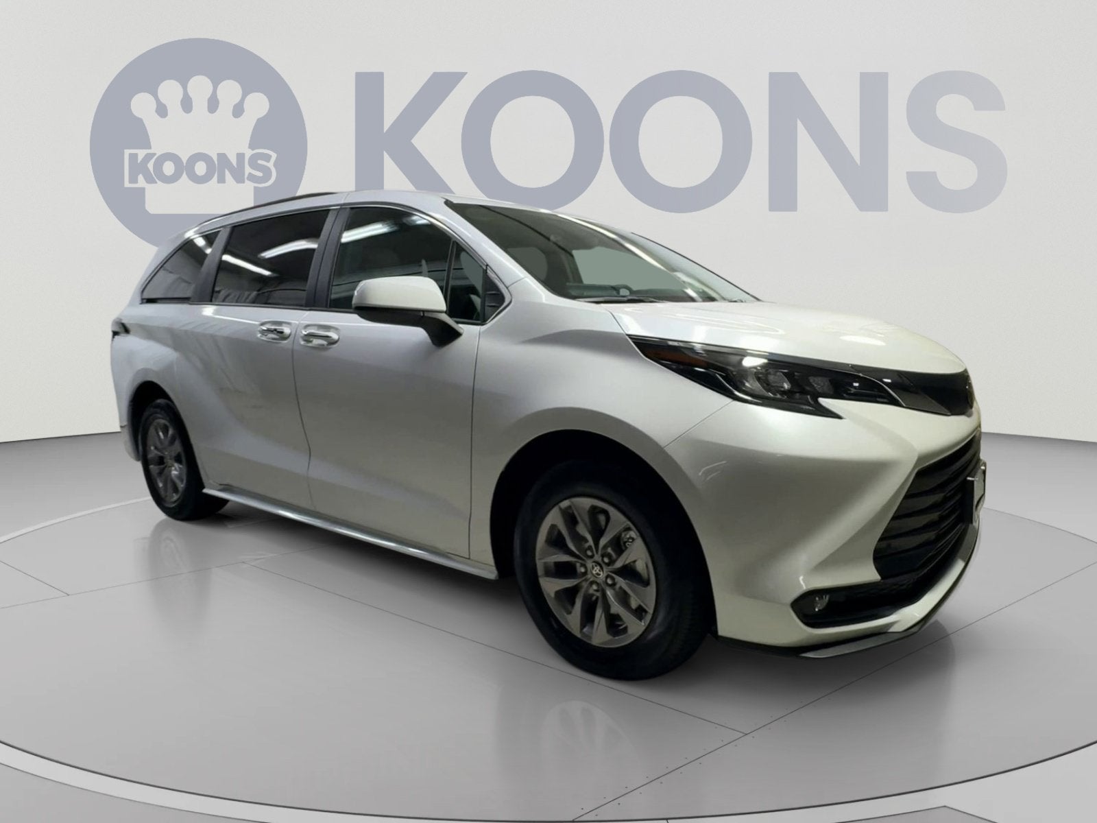 2026 Toyota Sienna XLE