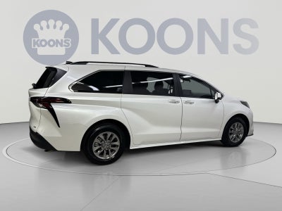 2026 Toyota Sienna XLE