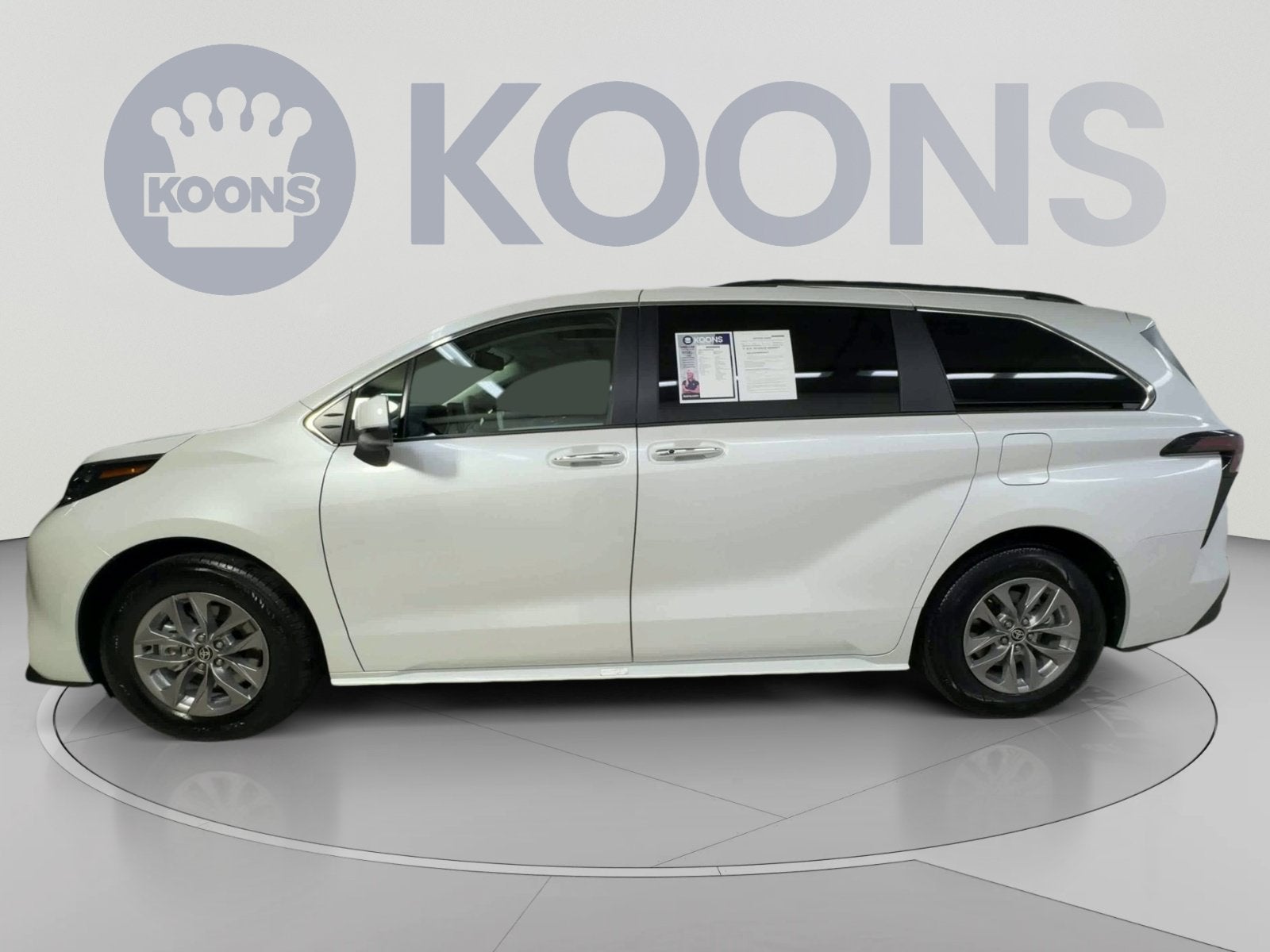 2026 Toyota Sienna XLE
