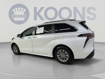 2026 Toyota Sienna XLE