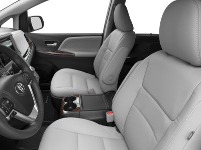 2017 Toyota Sienna XLE
