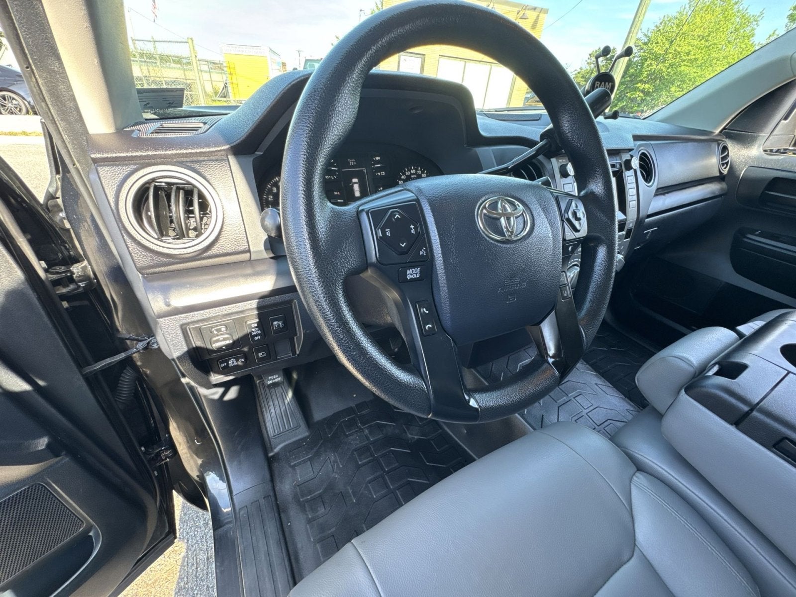 2019 Toyota Tundra SR