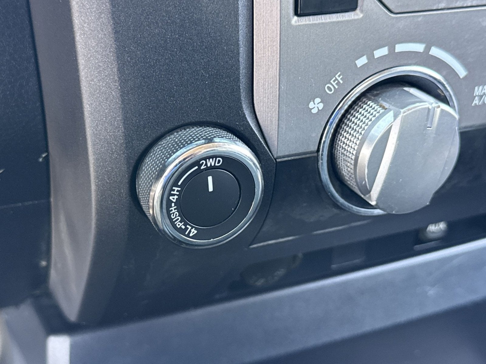 2019 Toyota Tundra SR