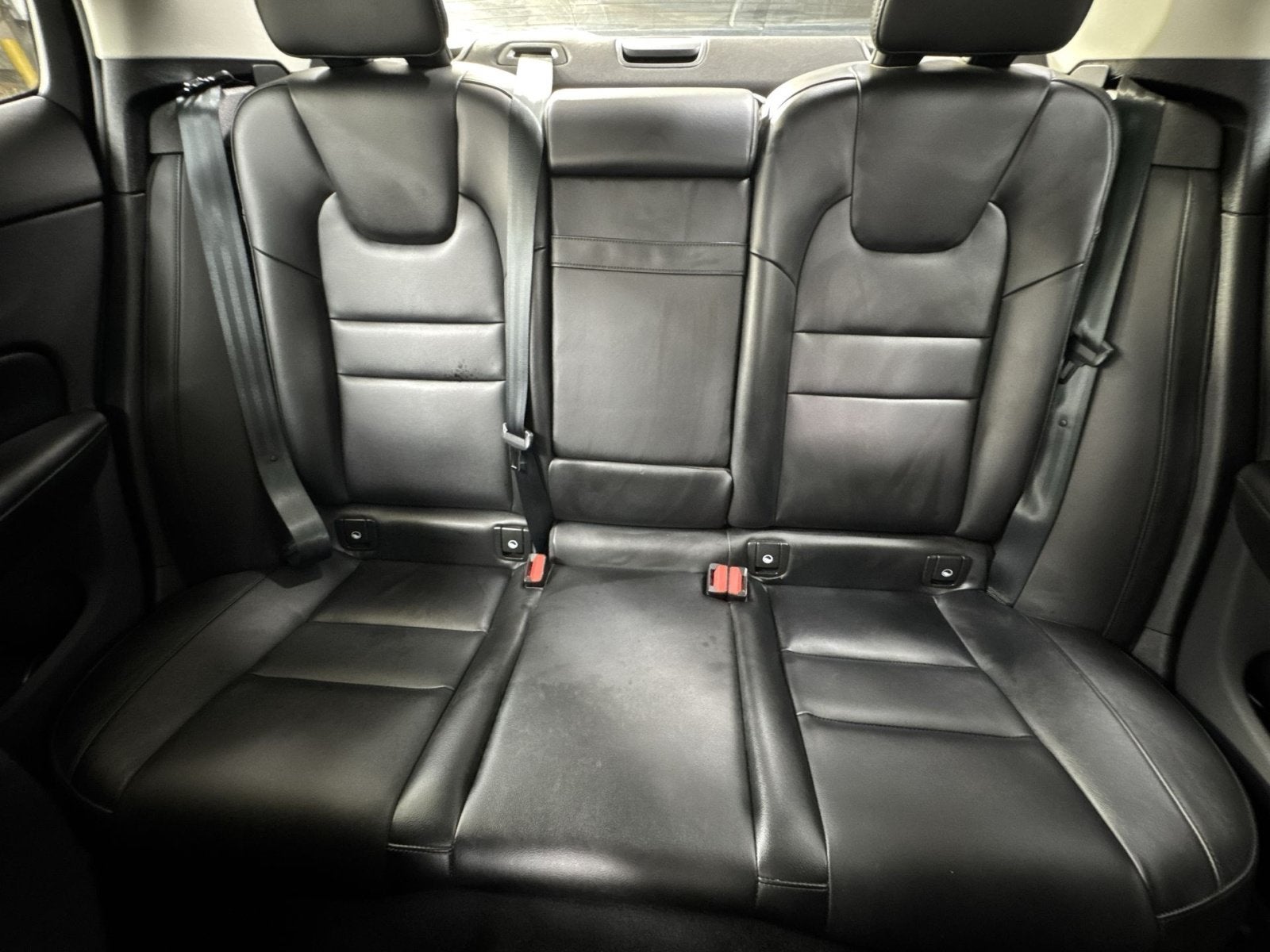 2024 Volvo S60 B5 Core Dark Theme
