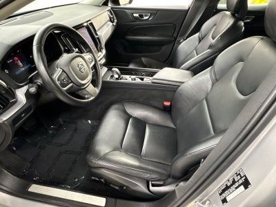 2024 Volvo S60 B5 Core Dark Theme