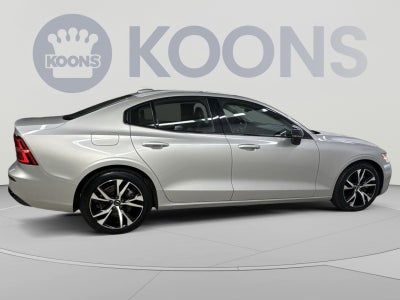 2024 Volvo S60 B5 Core Dark Theme