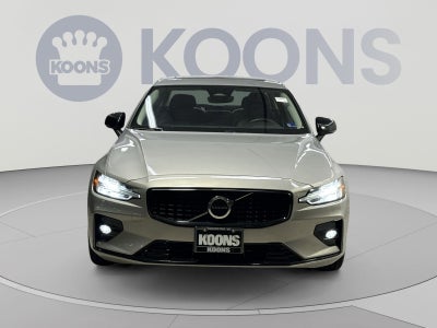 2024 Volvo S60 B5 Core Dark Theme