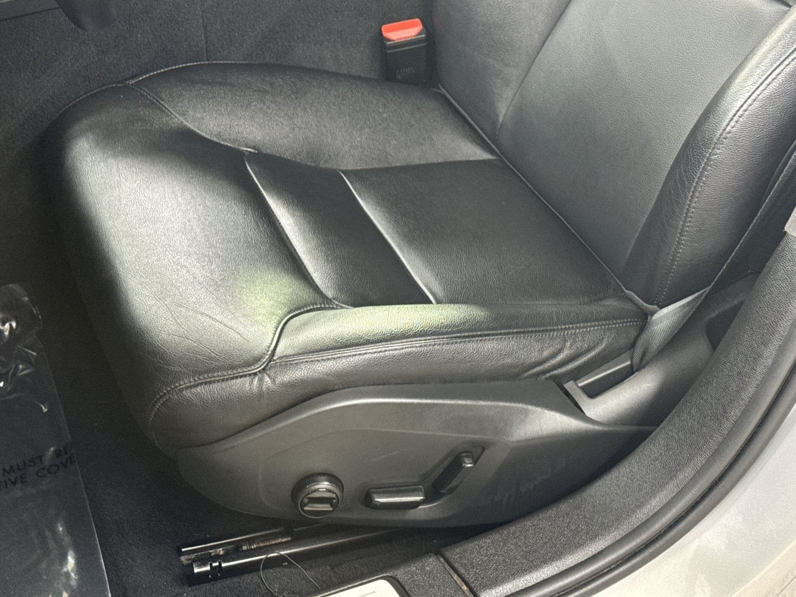 2024 Volvo S60 B5 Core Dark Theme