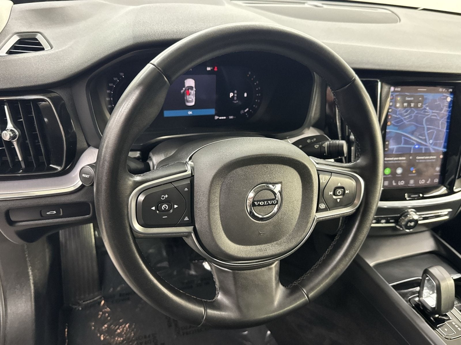 2024 Volvo S60 B5 Core Dark Theme