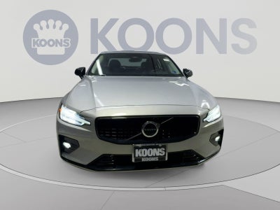2024 Volvo S60 B5 Core Dark Theme